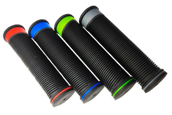Ручка руля 130 мм (пара) черная с цвет. окантовкой, цвета: зеленый, серый, красный, синий                                                                                                                                                                 