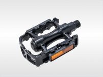 Педаль алюминиевая "МТВ" черная с катафотом, резьба 9/16", с шариковыми подшипниками                                                                                                                                                                      